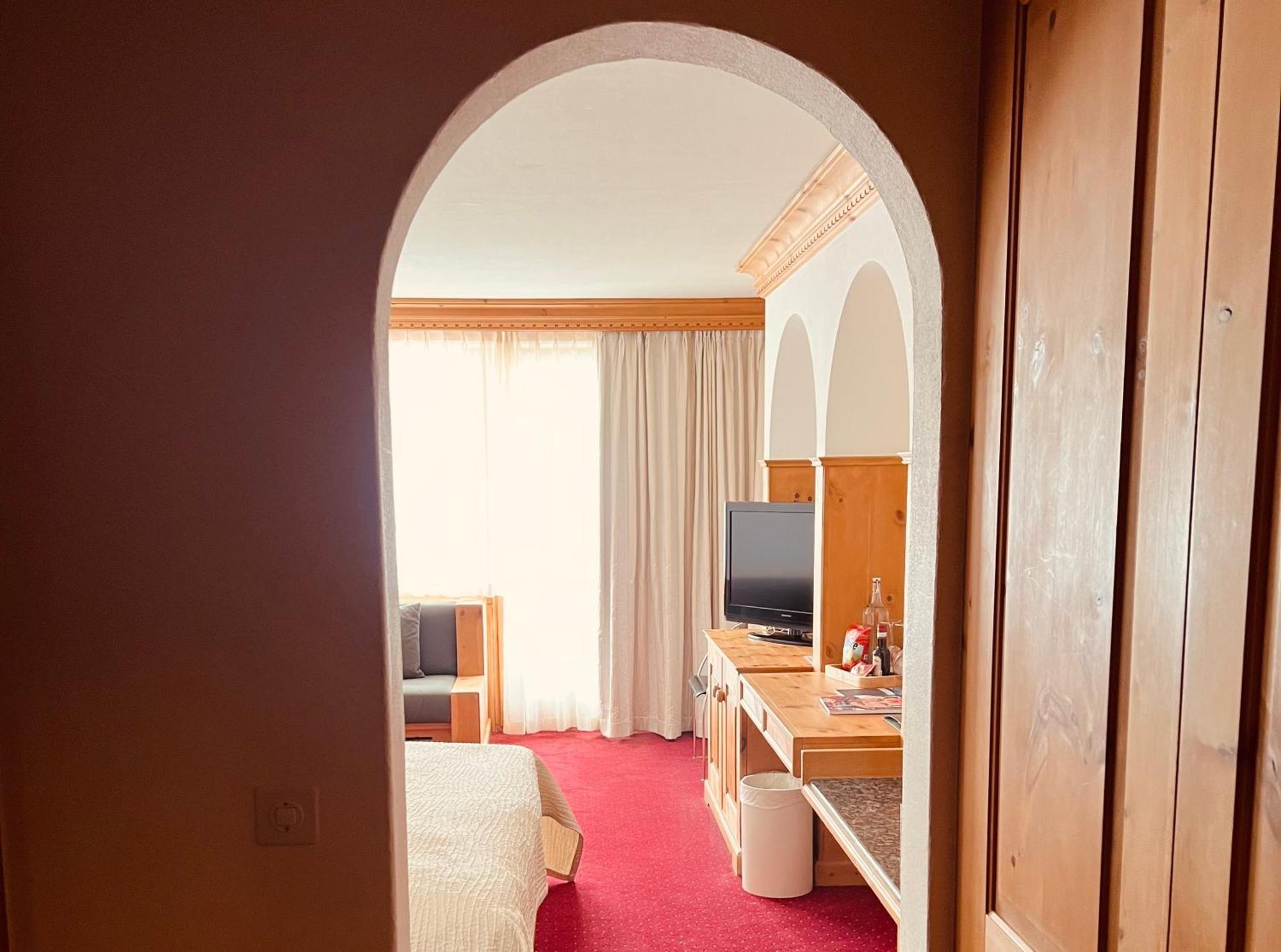 Albana Hotel ซิลวาปลานา ภายนอก รูปภาพ